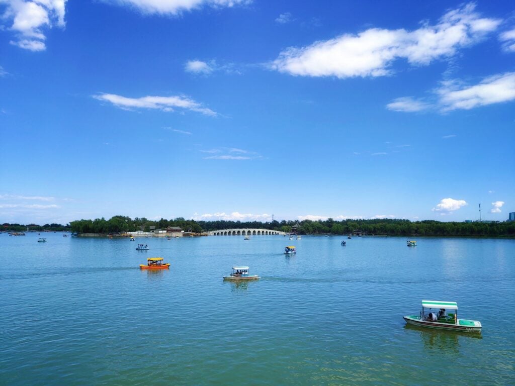 Kunming Lake