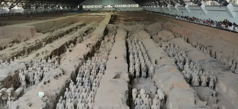 Armée de terre cuite