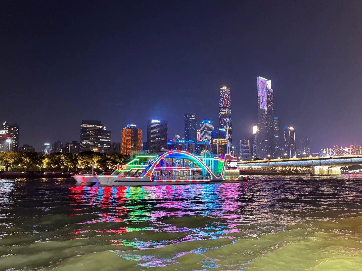 中大埠頭の珠江ナイトクルーズ